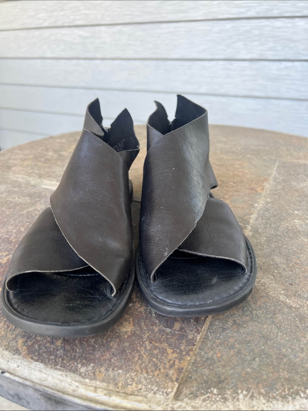Born Iwa Black Leather Wrap Sandals - Picture 2 of 8